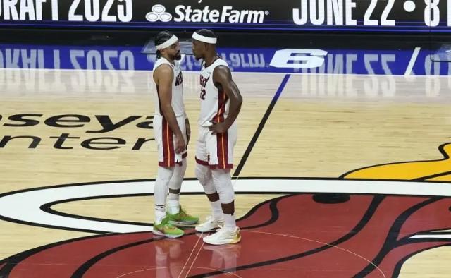 博鱼-内线遭完爆并非绝望 热火投不进三分只能坐以待毙