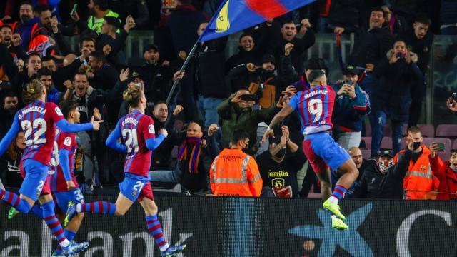 1637450598287088774.jpg 4046aa5a-670c-439b-a67c-6b0693a9b4f7_alta-libre-aspect-ratio_default_0.jpg